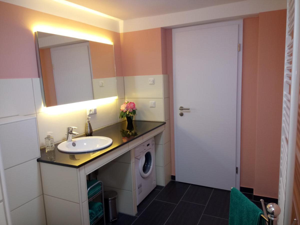 Haus Waldidyll Apartamento Lauta Exterior foto